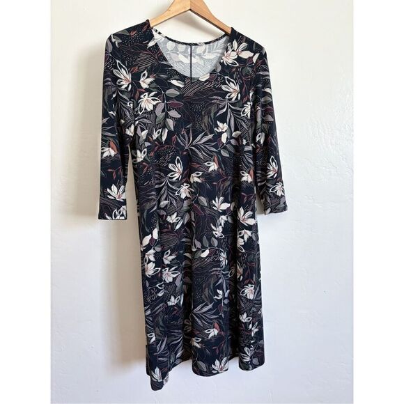 Garnet Hill seamed knit trapeze dress size small - Picture 3 of 8